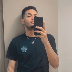 Meet your Posher, Erick